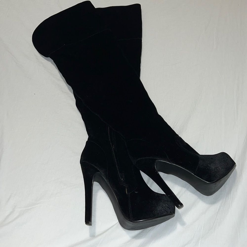 Just Fab Black Knee High Heeled Boots